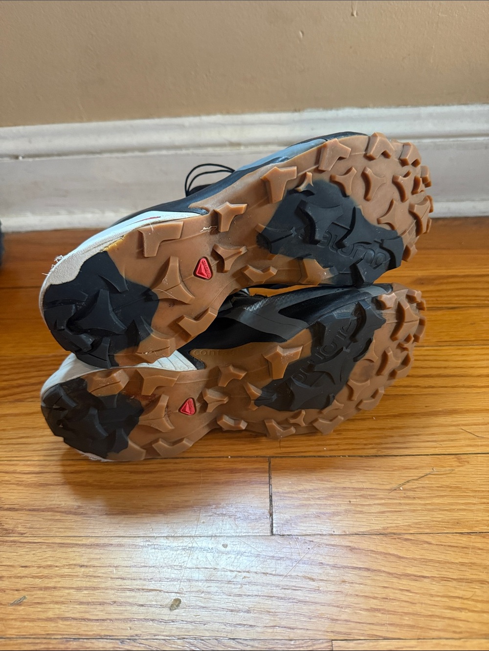 Salomon Cross Hike Mid Women's Hiking Trail Boots Shoes Sz 8 Gore-Tex Waterproof - Picture 5 of 5
